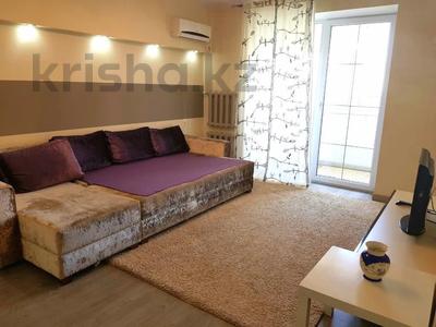 1-бөлмелі пәтер, 40 м², 8/8 қабат тәулігіне, Сейфуллина 567 — Кабанбай Батыра, бағасы: 16 000 〒 в Алматы, Алмалинский р-н