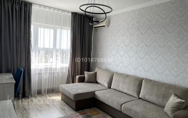 2-бөлмелі пәтер · 63 м² · 8/9 қабат, Жетісу-1 ш/а. 17, бағасы: 400 000 ₸ в Алматы, Ауэзовский р-н — фото 2