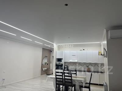 4-комнатная квартира · 240 м² · 5/5 этаж, Жумабаева — На пересечении ЖУМАБАЕВА И Ибраева за 80 млн ₸ в Семее