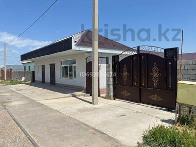 Часть дома · 8 комнат · 350 м² · 8 сот., мкр Достык , Айтумар 82 за 60 млн 〒 в Шымкенте, Абайский р-н