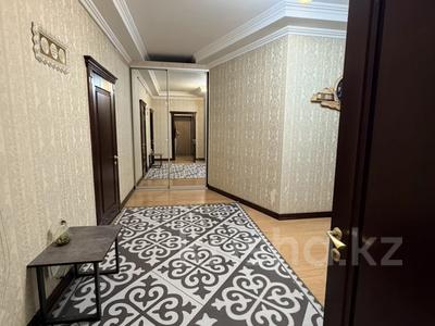 3-бөлмелі пәтер · 109.5 м² · 1/8 қабат, Санкибай батыра 28 В к 1, бағасы: 43 млн ₸ в Актобе