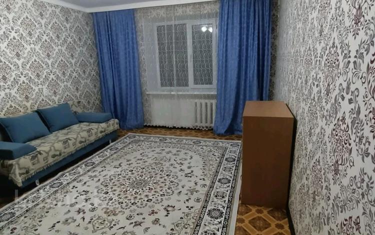 1-комнатная квартира · 43 м² · 1/5 этаж, мкр Жилгородок, Мкр Жилгородок, Абубакар Кердери 21 за 100 000 ₸ в Актобе — фото 2
