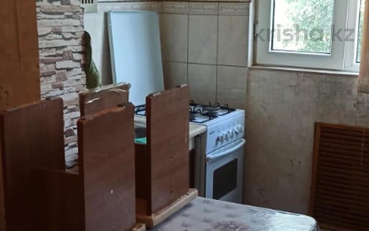 3-комнатная квартира · 56 м² · 4/5 этаж, 16-й микрорайон 38 за 150 000 ₸ в Шымкенте, Аль-Фарабийский р-н — фото 2