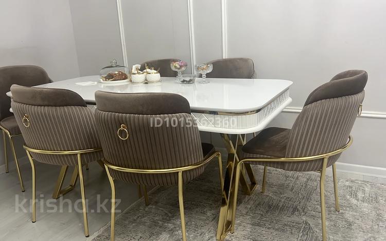 3-бөлмелі пәтер · 70 м² · 2/9 қабат, Аскарова Асанбая 21, бағасы: 72 млн ₸ в Алматы, Наурызбайский р-н — фото 2