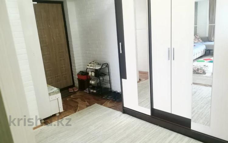 3-комнатная квартира · 82.4 м² · 9/9 этаж, Увалиева 8/1 за 32.5 млн ₸ в Усть-Каменогорске — фото 2
