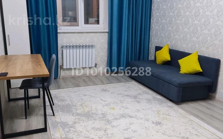 1-бөлмелі пәтер · 40 м² · 3/6 қабат, 17 мкр 90, бағасы: 900 ₸ в Актау — фото 3