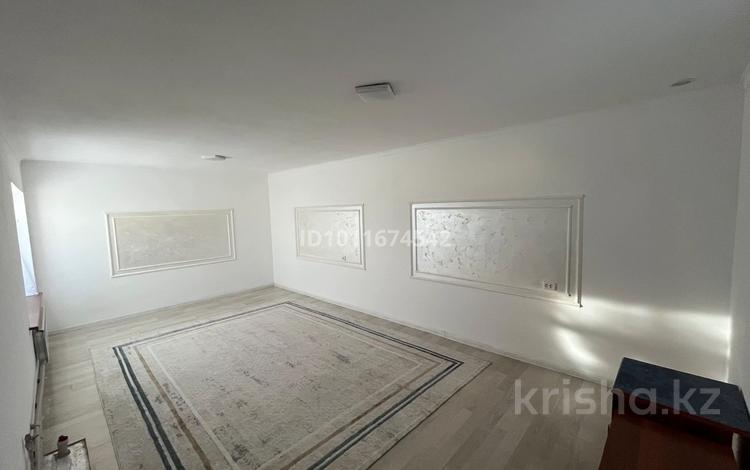 2-комнатная квартира · 52 м² · 1/1 этаж, ул. Табынбаева 38 за 110 000 ₸ в Шымкенте, Абайский р-н — фото 12