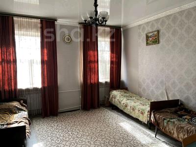 3-комнатная квартира · 55.5 м² · 1/2 этаж, мкр Новый Город, Мустафина за 15.4 млн ₸ в Караганде, Казыбек би р-н