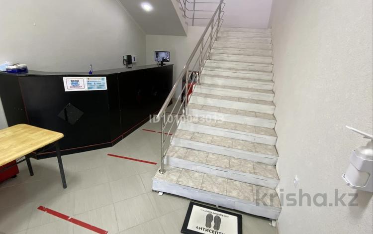 1 комната · 300 м² · 2 этаж, мкр Жумыскер, Отеген баймуханов 4 за 80 000 〒 в Атырау — фото 2