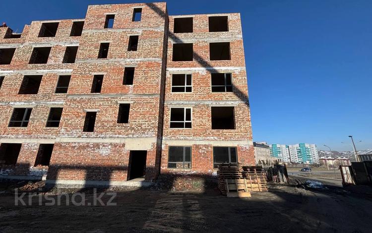 2-комнатная квартира · 91.53 м² · 3/5 этаж, Кокжал Барака 18 а, б, в за ~ 38.9 млн ₸ в Усть-Каменогорске — фото 2