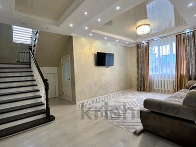 Отдельный дом · 8 комнат · 265 м² · 7 сот., мкр Курамыс 115 за 135 млн ₸ в Алматы, Наурызбайский р-н