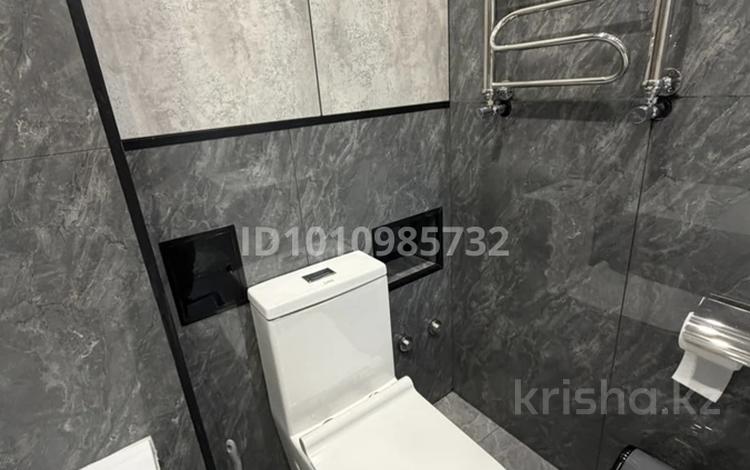1-бөлмелі пәтер · 37 м² · 3/5 қабат, мкр Айнабулак-2 33/2, бағасы: 250 000 ₸ в Алматы, Жетысуский р-н — фото 2