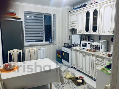 3-бөлмелі пәтер, 70 м², 4/6 қабат, 32В мкр 2, бағасы: 20 млн 〒 в Актау, 32В мкр