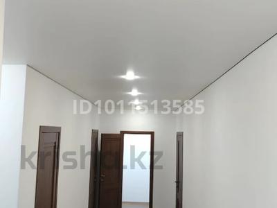 3-бөлмелі пәтер · 85.2 м² · 12/12 қабат, Кенен Азербаев 37/1 — Ракымжан Кошкарбаев, бағасы: 43 млн ₸ в Астане, Сарайшык р-н