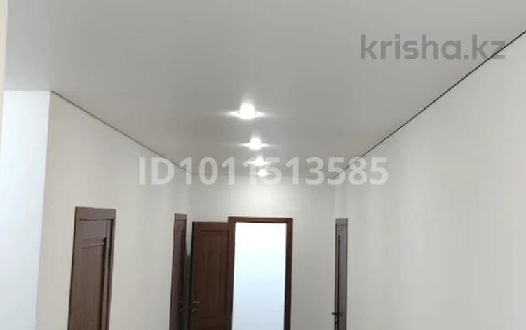3-бөлмелі пәтер · 85.2 м² · 12/12 қабат, Кенен Азербаев 37/1 — Ракымжан Кошкарбаев, бағасы: 43 млн ₸ в Астане, Сарайшык р-н — фото 3