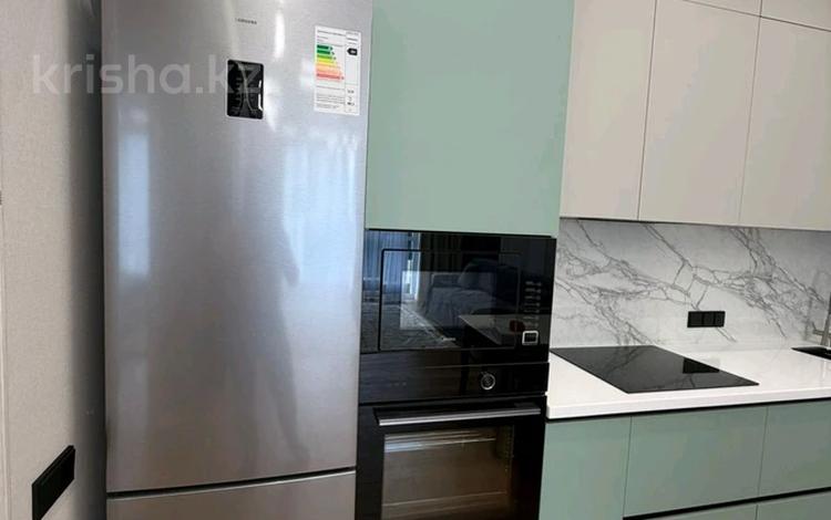 2-комнатная квартира · 65 м² · 7/15 этаж, Абая 165 — Тургут Озала за 450 000 ₸ в Алматы, Алмалинский р-н — фото 2
