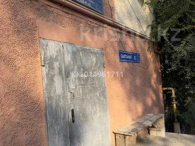 Офисы, магазины и бутики, салоны красоты, медцентры и аптеки, образование, кабинеты и рабочие места, студии · 45 м² за 250 000 ₸ в Таразе, мкр Салтанат