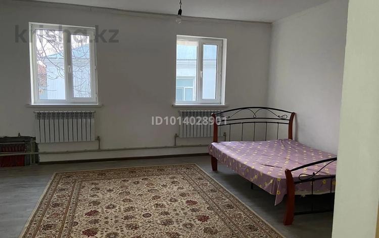 1-комнатная квартира · 56 м², Баумана 13 за 120 000 ₸ в Шымкенте, Туран р-н — фото 2
