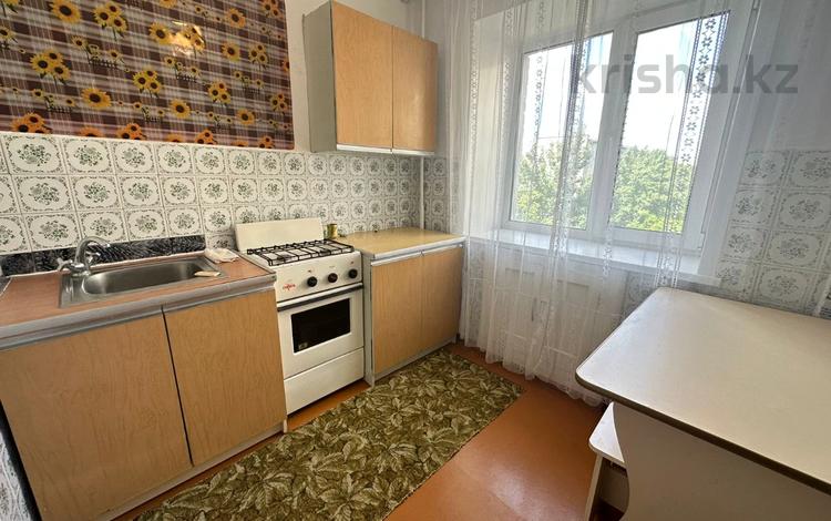 1-бөлмелі пәтер, 30 м², 3/5 қабат, Тауельсиздик 111, бағасы: 12.5 млн 〒 в Костанае — фото 7