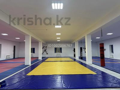 Фитнес и спорт, образование, кабинеты и рабочие места · 1000 м² за 100 000 〒 в 