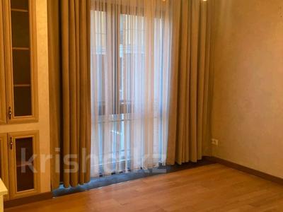 3-комнатная квартира · 136 м² · 4/9 этаж, Кабанбай батыра — Калдаякова за 180 млн ₸ в Алматы, Медеуский р-н