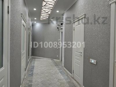 4-комнатная квартира · 121 м² · 5/7 этаж, 19а микрорайон 22 — Парк первого президента за 55 млн 〒 в Актау, 19А мкр