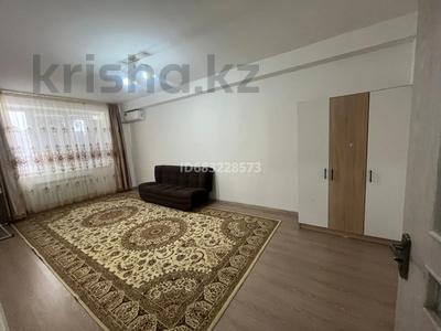1-комнатная квартира · 45.6 м² · 1/9 этаж, мкр Береке 37 за 15 млн 〒 в Атырау