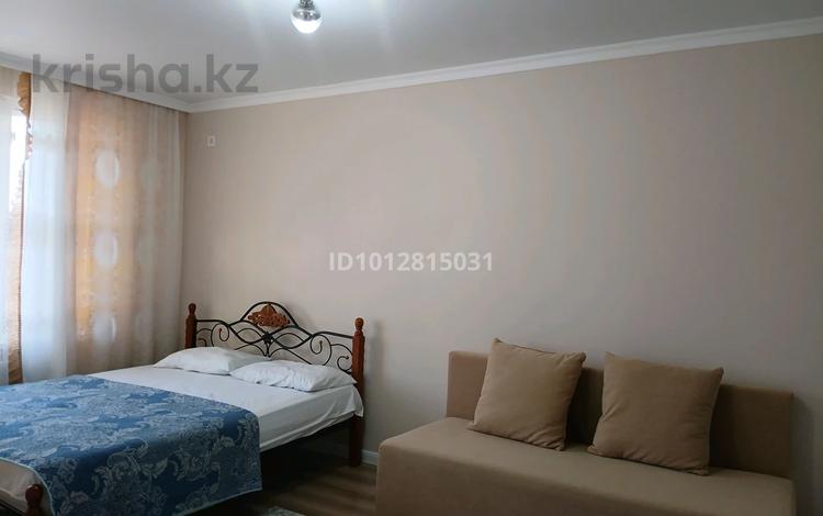 1-комнатная квартира · 35 м² · 2/12 этаж, Толе би 24 за 12 000 ₸ в Астане, Нура р-н — фото 2