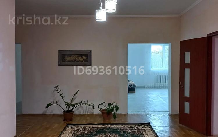 Отдельный дом • 5 комнат • 195 м² • 10 сот., Алтын-орда 29 за 30 млн 〒 в Улане — фото 2
