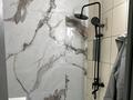 1-комнатная квартира · 42 м² · 1/5 этаж, Крестьянская 1а — Магазин Заправка (бывшая Роза) за 8 000 〒 в Семее — фото 3