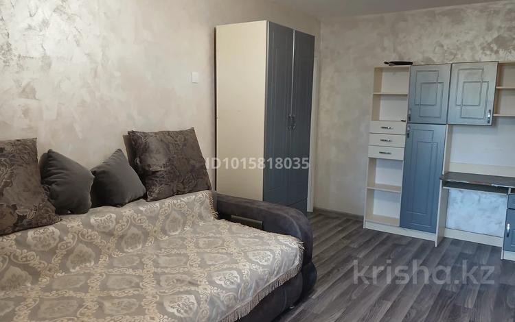 1-комнатная квартира · 38 м² · 6/9 этаж, мкр Юго-Восток 1 — Университетская 1 за 150 000 ₸ в Караганде, Казыбек би р-н — фото 2