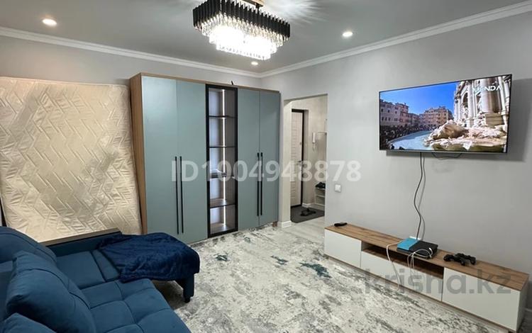 1-комнатная квартира · 45 м² · 10/12 этаж, мкр Дарабоз, Мкр Алмалы 49а — Алматы арена за 10 000 ₸ в Алатауский р-н — фото 2