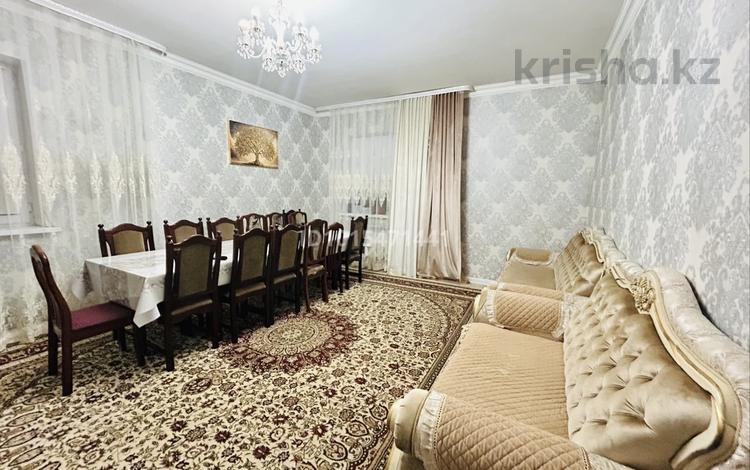 Отдельный дом · 3 комнаты · 100 м² · 5 сот., Е 805 за 300 000 ₸ в Астане, Нура р-н — фото 2