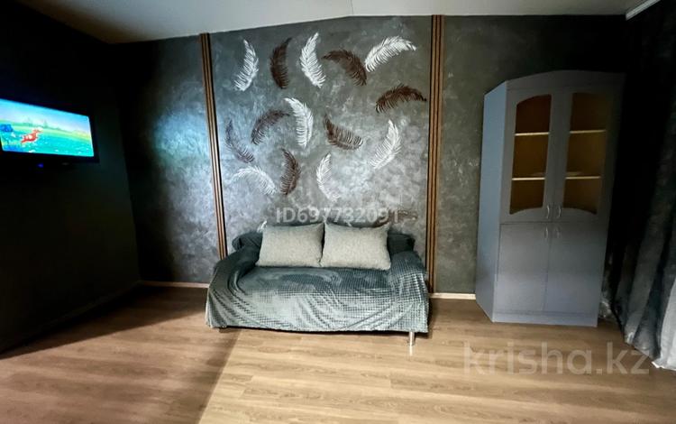 1-комнатная квартира · 32 м² · 6/6 этаж, Назарбаева за 150 000 ₸ в Костанае — фото 3