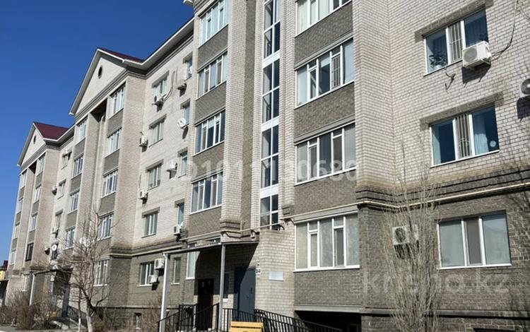2-комнатная квартира · 78 м² · 1/5 этаж, Шамши Калдаякова 5Г за 25 млн ₸ в Актобе — фото 36