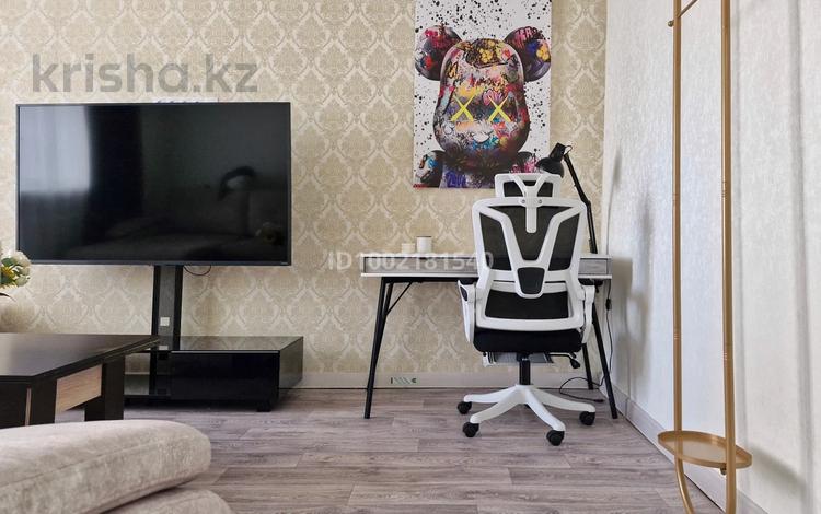 2-комнатная квартира · 56 м² · 3/5 этаж, Жунисова 105 за 260 000 ₸ в Уральске — фото 2