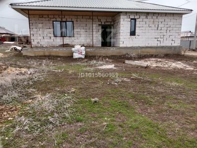Отдельный дом · 4 комнаты · 240 м² · 10 сот., Улагат — Спортивный площадка, школа, медпункт за 24 млн ₸ в Актобе, жилой массив Украинка