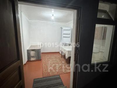 2 бөлме · 30 м² · 1/1 қабат, Байгушиков, бағасы: 95 000 ₸ в Туздыбастау (Калинино)