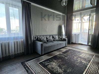 1-комнатная квартира · 30 м² · 5/5 этаж, Кочубея 4 — Школа милиции, 2 подъем, 55 магазин, бахыт, 19 школа, Схи ,пед институт, индустриальный колледж,строительный колледж все в шаговой доступности. за 170 000 〒 в Костанае