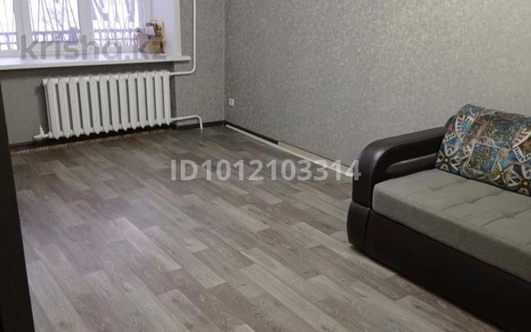 1-бөлмелі пәтер · 32 м² · 1 қабат, Потанина 23, бағасы: 15 млн ₸ в Усть-Каменогорске, Ульбинский — фото 2