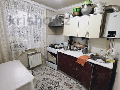 Продажа квартир в Жамбылской обл.: 2-комнатная квартира · 40 м² · 4/4 этаж, Байзак батыра 186 за 9.5 млн 〒 2-комнатная квартира · 40 м² · 4/4 этаж, Байзак батыра 186 за 9.5 млн 〒 в Таразе