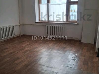 1-комнатная квартира · 39.7 м² · 1/5 этаж, мкр Шанхай, Рыскулова 271 за 7.5 млн ₸ в Актобе