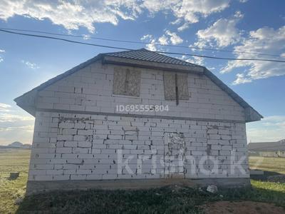 Продажа домов и дачи в Акмолинской обл.: Отдельный дом · 4 комнаты · 140 м² · 10 сот., Алпамысбатыр 70 за 12 млн 〒 Отдельный дом · 4 комнаты · 140 м² · 10 сот., Алпамысбатыр 70 за 12 млн 〒 в Тайтобе