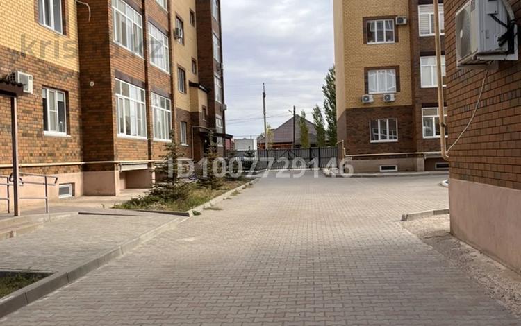3-комнатная квартира · 105 м² · 5/5 этаж, мкр Строитель, С.Датова 38 за 42.5 млн ₸ в Уральске — фото 10