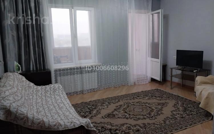 2-комнатная квартира · 54 м² · 10/10 этаж, Толе би — Тлендиева за 270 000 ₸ в Алматы, Алмалинский р-н — фото 2