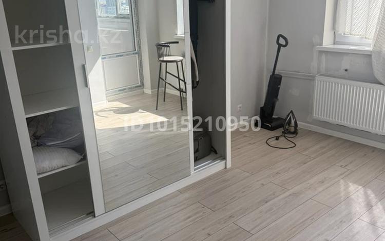 3-комнатная квартира · 72 м² · 10/18 этаж, Брусиловского 167 за 400 000 ₸ в Алматы, Алмалинский р-н — фото 2