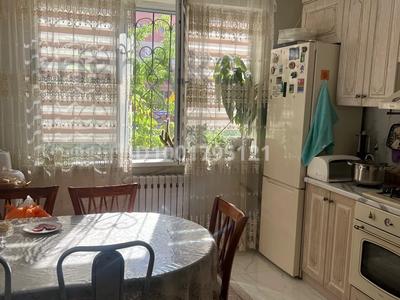 Пәтерлер в Алматы: 3-бөлмелі пәтер · 75 м² · 1/9 қабат, мкр Зердели 156, бағасы: 40 млн 〒 3-бөлмелі пәтер · 75 м² · 1/9 қабат, мкр Зердели 156, бағасы: 40 млн 〒 в Алматы, Алатауский р-н