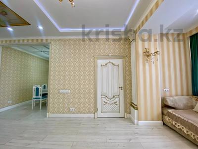 3-комнатная квартира, 90 м², 2/21 этаж, Гагарина за 60.5 млн 〒 в Алматы, Алмалинский р-н