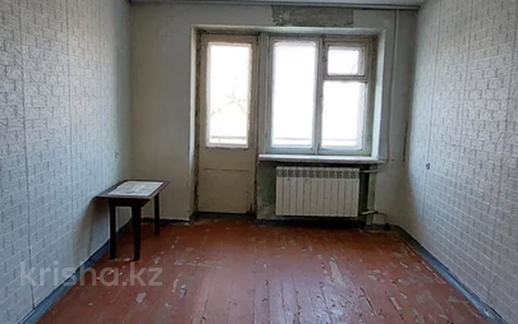 1-комнатная квартира, 32 м², 6/9 этаж, жексенбаева за 8.5 млн 〒 в Уральске — фото 2