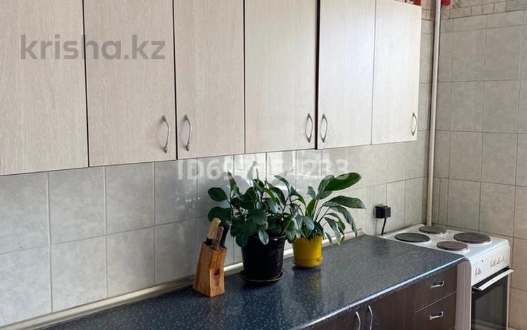 1-комнатная квартира · 40 м² · 12/12 этаж, мкр Таугуль-1 76 за 30 млн ₸ в Алматы, Ауэзовский р-н — фото 2